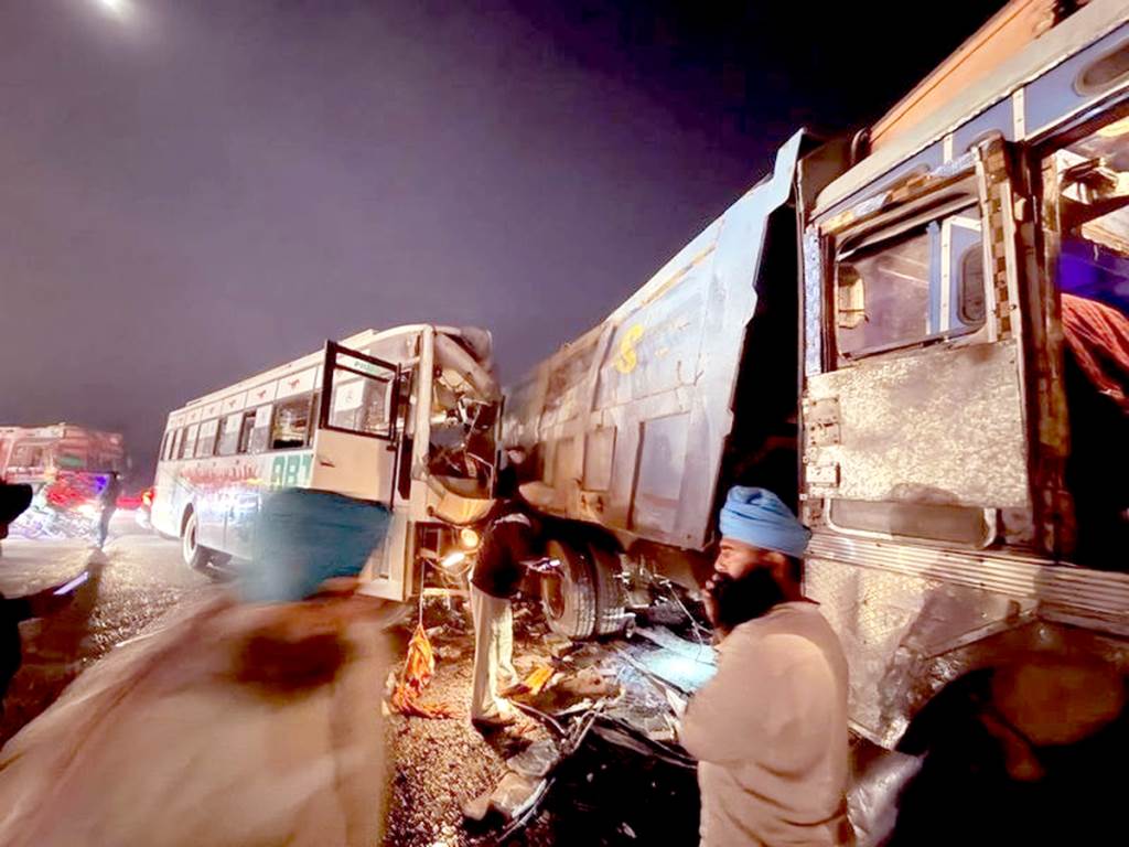 Bus and tipper collide on AmritsarPathankot main road 10 dead 30 injured